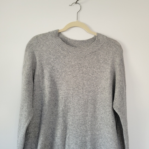 ABOUND Grey Crew Neck Long High Low Sweater - Picture 3 of 14